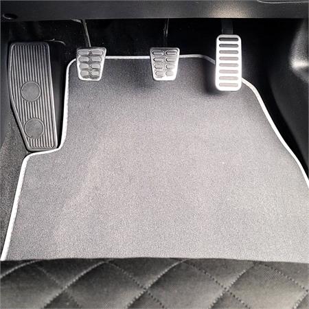 Prestige Tailored Car Mats in Grey for Hyundai i30 FASTBACK, 2017 Onwards   4 Piece   3 Clips