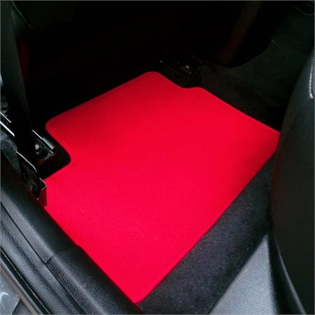 Luxury Tailored Car Mats for Hyundai i30 FASTBACK, 2017 Onwards   Enzo Red   4 Piece   3 Clips