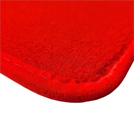 Luxury Tailored Car Mats for Mitsubishi GRANDIS, 2004 2011   Enzo Red   5 Piece   No Clips