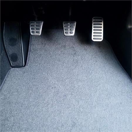 Tailored Car Mats for Mitsubishi GRANDIS, 2004 2011   Mustang Grey   5 Piece   No Clips