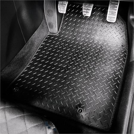 Rubber Tailored Car Mats in Black for Audi A4 Avant 2008 2015   4 Piece   2 Clips In Drivers Only