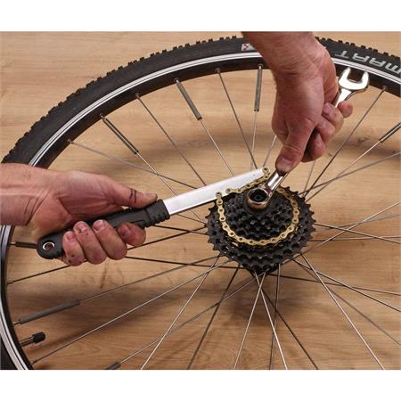 Draper 14094 Bicycle 8 Speed Chain Whip
