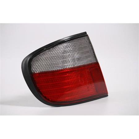 Left Rear Lamp (Saloon, On Quarter Panel, Clear Indicator) for Nissan PRIMERA 1996 1999