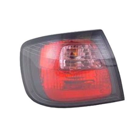 Left Rear Lamp (Hatchback, On Quarter Panel, Original Equipment) for Nissan PRIMERA Hatchback 1999 2001
