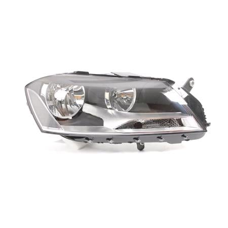 Right Headlamp (Halogen, Takes H7 / H7 Bulbs, Supplied With Motor) for Volkswagen PASSAT 2010 on