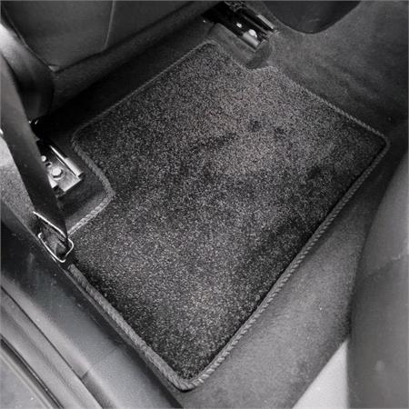 Elite Tailored Car Mats in Black for Mitsubishi GRANDIS, 2004 2011   5 Piece   No Clips