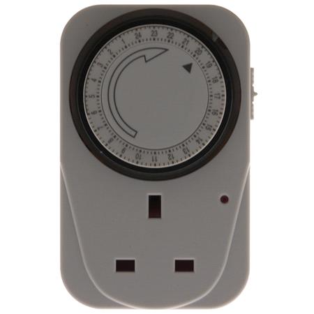 24 Hour Plug In Timer Switch   White