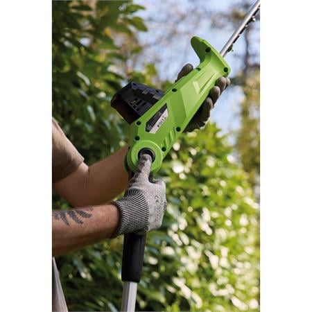 Draper 31865 18V Pole Hedge Trimmer, 1 x 2.0Ah Battery, 1 x Charger