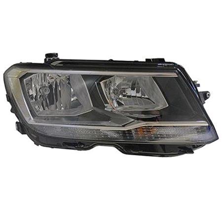 Right Headlamp (Halogen, Takes H7 / H7 Bulbs, Supplied With Motor) for Volkswagen TIGUAN 2016 on