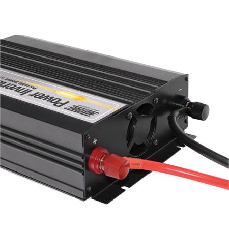 Maypole Power Inverter   12V to 230V   1500W