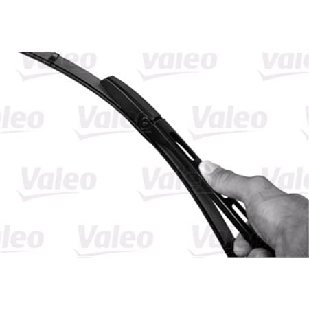 Valeo VF349 Silencio Flat Wiper Blades Front Set (550 / 580mm   Slider Arm Connection) for A4 Convertible 2002 2009