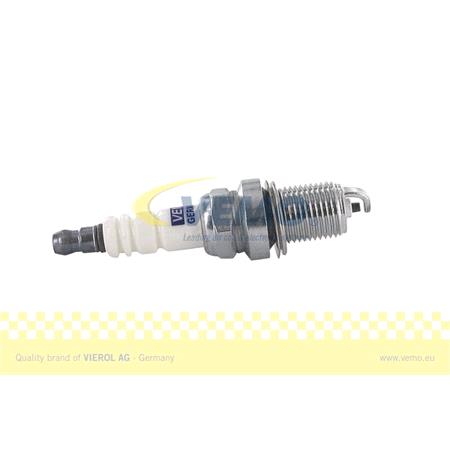 VEMO Water Pump V99750025