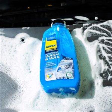Rain X Ceramic High Foam Wash & Wax 1L + Sponge 