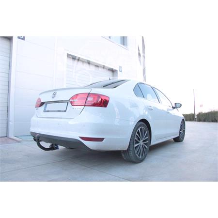Aragon Vertically Detachable Towbar for Skoda SUPERB 2008 to 2015