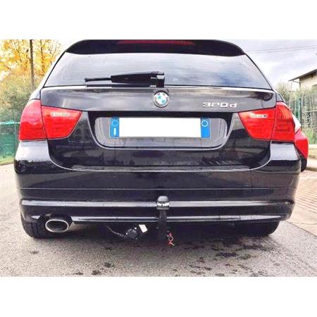 Aragon Vertically Detachable Towbar for BMW 1 Series 3 Door 2004 to 2012