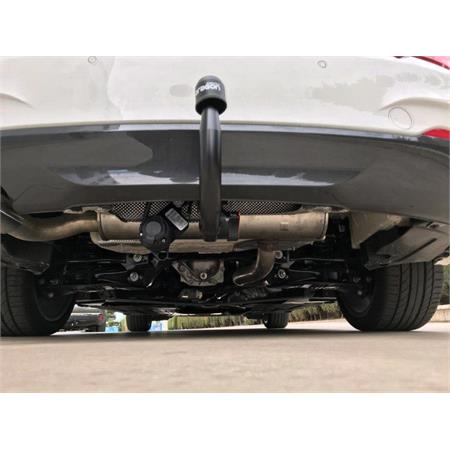 Aragon Vertically Detachable Towbar for BMW 4 Series Convertible 2013 to 2020