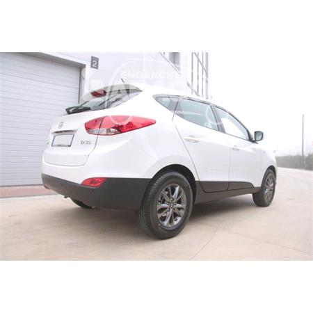 Aragon Vertically Detachable Towbar for Hyundai ix35 2010 to 2015