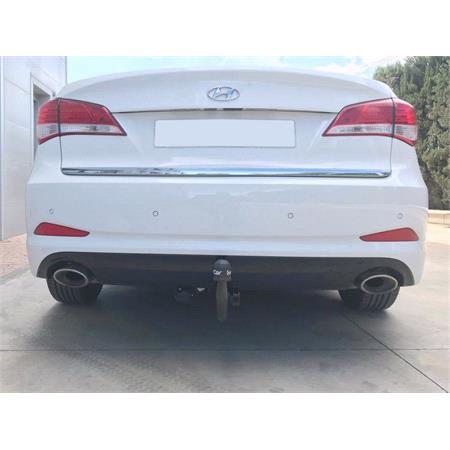 Aragon Vertically Detachable Towbar for Hyundai i40 Saloon 2012 Onwards (Except Models with AdBlue)