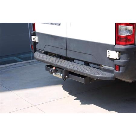 Aragon Flange Ball Towbar for Iveco DAILY III Bus 1999 to 2006 (Including Single / Twin Wheels)
