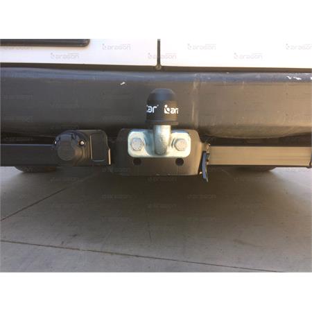 Aragon Flange Ball Towbar for Mercedes SPRINTER 3 t Box 2018 Onwards (Except Twin Wheels) (Models without Rear Step, 3.0 5.0T Wheelbase 3250, 3665 and 4325 mm)