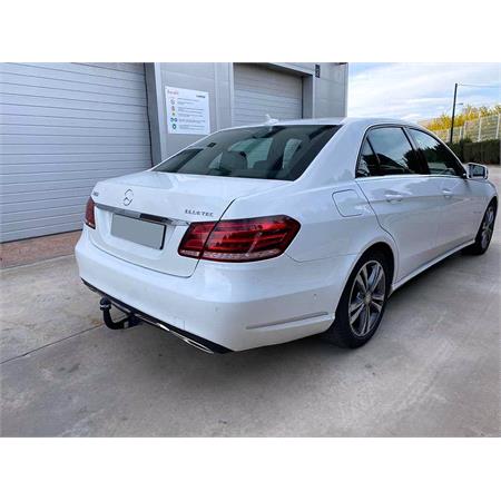 Aragon Vertically Detachable Towbar for Mercedes E CLASS 2009 to 2016 (Except AMG Engine)