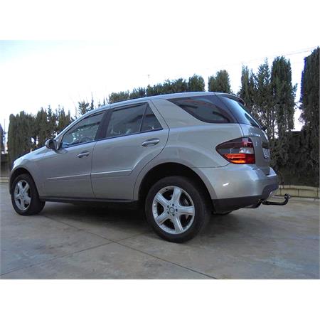 Aragon Vertically Detachable Towbar for Mercedes GL CLASS 2006 to 2012 (Except AMG Engine)