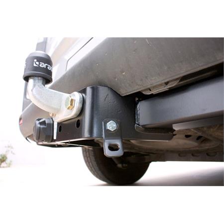 Aragon Flange Ball Towbar for Nissan NV300 Kombi 2016 Onwards