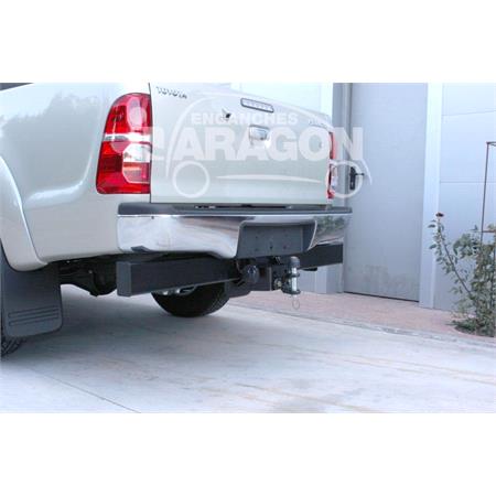 Aragon Jaw and Ball Towbar for Toyota HILUX Pickup 2005 to 2015 (with underrun bar, with Towbar Prepared Connector)