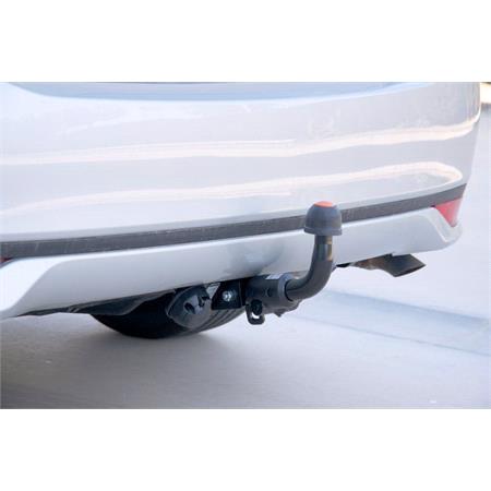 Aragon Horizontaly Removable Towbar for Toyota AVENSIS Saloon 2009 Onwards