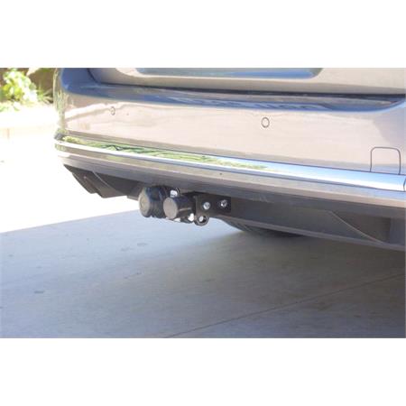 Aragon Horizontaly Removable Towbar for Volkswagen PASSAT Estate 2010 to 2015