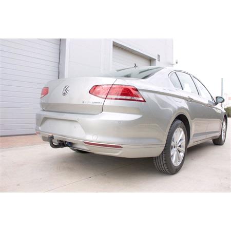 Aragon Vertically Detachable Towbar for Volkswagen PASSAT Estate 2010 to 2015