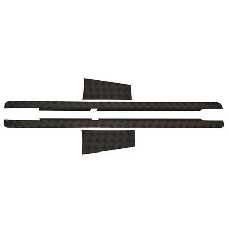 Land Rover Defender 110 (1983 2016) Sill Protector / Black