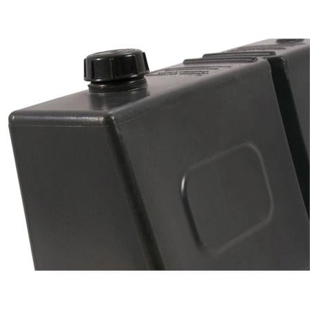 Front Runner Slanted Water Tank