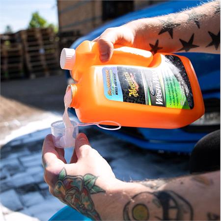 Meguiars Hybrid Ceramic Wash & Wax Car Shampoo   1660 ml