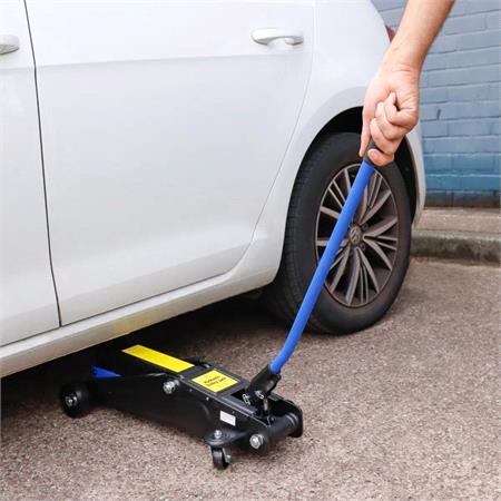 1.5 Tonne Hydraulic Trolley Jack 