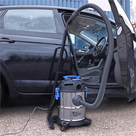 Streetwize Mains Operated WET and DRY Vacuum 1200W