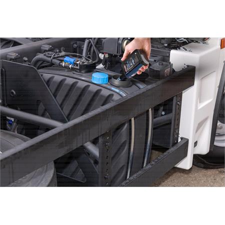 Wynns Commercial Vehicle Crystal Clean & Protect   500 ml