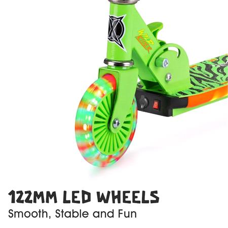 Xootz Wild Rider LED Scooter   Green