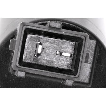 VEMO Windscreen Washer Pumps (V48 080030)