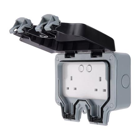Luceco Weatherproof 13A Switched IP66 Lockable 2 Gang Socket   Grey