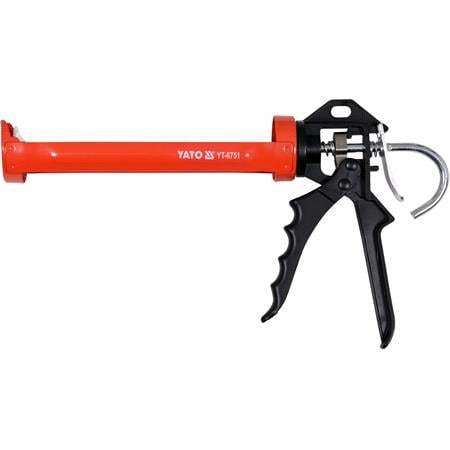 CAULKING GUN