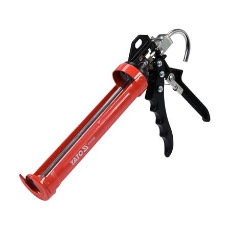 CAULKING GUN