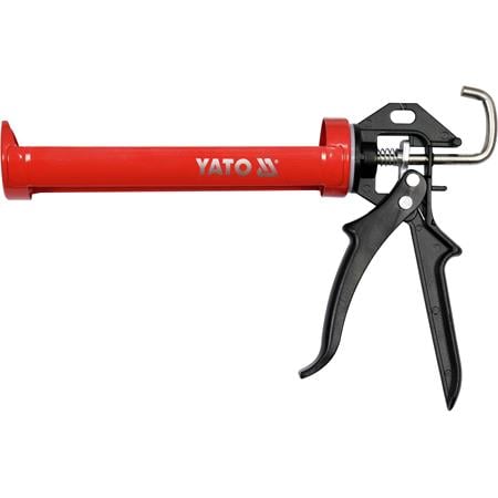 CAULKING GUN