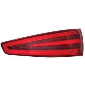 Lights, Right Rear Lamp (On Boot Lid, LED Type) for Audi Q3 2012 2015, 