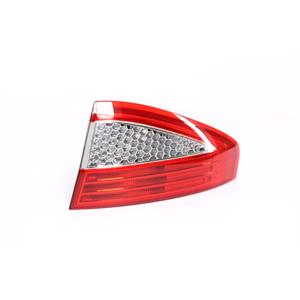 Lights, Right Rear Lamp (Saloon, On Quarter Panel) for Ford MONDEO Saloon 2007 2010, 