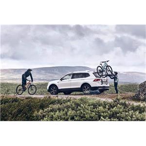 Thule OutWay Platform Trunk Mounted Bike Rack for 2 Bikes
