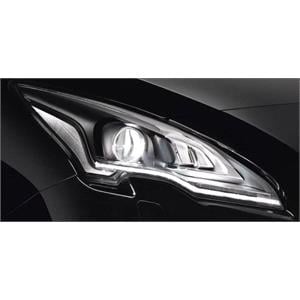 Lights, Right Headlamp (Halogen, Takes HB3 / H7 Bulbs, Original Equipment) for Peugeot 3008 2014 on, 