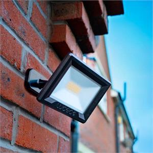 Luceco Essence 20W Floodlight with Ball Joint and 1m Cable - Black