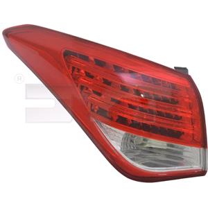 Lights, Left Rear Lamp (Outer, On Quarter Panel, Saloon Models, LED) for Hyundai i40 Saloon 2011 2015, 