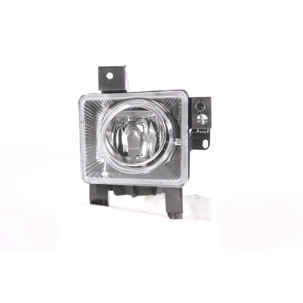 thumbnail image 2 of Ultimate Styling Front Fog Light Lamp – Driver's Side Right Hand For Vauxhall Vectra C Sri (2005-2009) 2 of 4